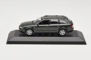 Audi A6 C5 Avant Tummanharmaa Minichamps 1:43 AUDI006 Metalli