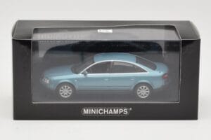 Audi A6 C5 Vaaleansininen Minichamps 1:43 AUDI004 Metalli — kuva 4 / 4