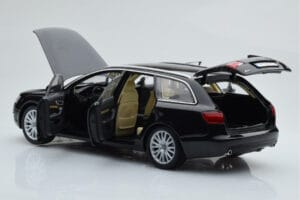Audi A6 C6 Avant Musta Norev 1:18 188304 Metalli — kuva 3 / 8