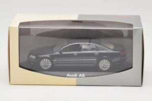 Audi A8 D3 Blue Metallic Light Interior Minichamps 1:43 20000001386003 Metalli — kuva 4 / 4