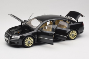 Audi A8 D3 W12 Musta Kyosho 1:18 5010508135 Metalli — kuva 2 / 8