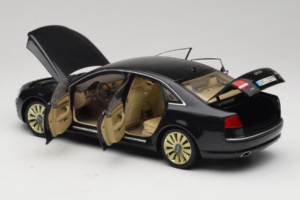 Audi A8 D3 W12 Musta Kyosho 1:18 5010508135 Metalli — kuva 5 / 8