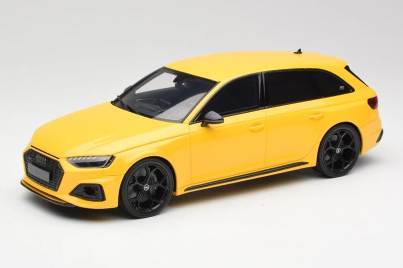 Audi RS4 B9 Avant 25. Vuosijuhla Vegas Keltainen GT Spirit 1:18 GT935 Hartsi