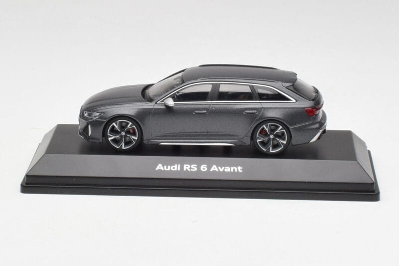 Audi RS6 C8 Avant Harmaa Metallic Minichamps 1:43 5012016231 Metalli