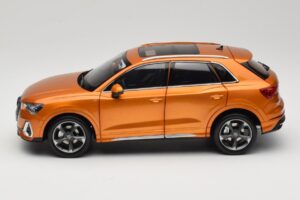 Audi Q3 F3 Orange Metallic Paudi Model 1:18 05962Q32019 Metalli — kuva 4 / 8