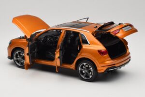 Audi Q3 F3 Orange Metallic Paudi Model 1:18 05962Q32019 Metalli — kuva 5 / 8