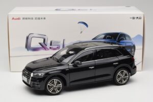 Audi Q5L FY Musta Paudi Model 1:18 26732 Metalli — kuva 8 / 8