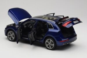 Audi Q5L FY Sininen Paudi Model 1:18 33729 Metalli — kuva 5 / 8