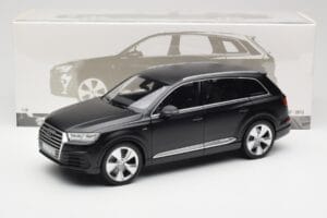 Audi Q7 4M Matta Musta Minichamps 1:18 110014001 Metalli — kuva 8 / 8