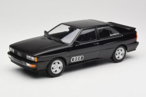 Audi Quattro Musta Metallic Minichamps 1:18 155016121 Metalli