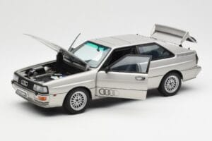 Audi Quattro LWB Hopea AUTOart 1:18 70303 Metalli — kuva 2 / 8