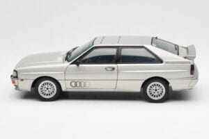 Audi Quattro LWB Hopea AUTOart 1:18 70303 Metalli — kuva 4 / 8