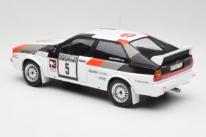 Audi Quattro #5 H. Mikkola / A. Hertz 1000 Lakes Rally 1982 IXO 1:18 18RMC094B Metalli — kuva 5 / 6