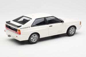 Audi Quattro Valkoinen Minichamps 1:18 155016120 Metalli — kuva 2 / 6
