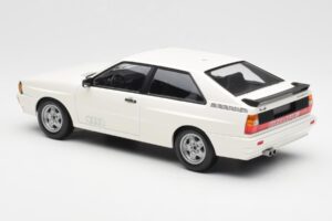 Audi Quattro Valkoinen Minichamps 1:18 155016120 Metalli — kuva 5 / 6