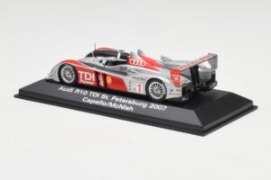 Audi R10 TDI #1 R. Capello / A. McNish / T. Kristensen 24 Hours of Le Mans 2007 Minichamps 1:43 5020700243 Metalli — kuva 3 / 4