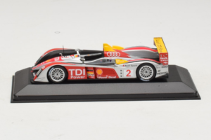 Audi R10 TDI LMP1 #2 R. Capello / T. Kristensen 2007 Minichamps 1:43 400071602 Metalli