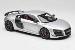 Audi R8 GT Type 42 Ice Hopea Metallic Kyosho 1:18 09218IS Metalli — kuva 6 / 8
