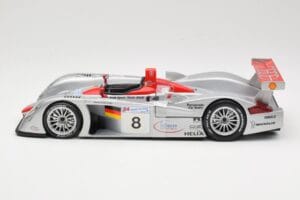 Audi R8 LMP900 #8 Audi Sport Team Joest F. Biela / E. Pirro / T. Kristensen 24 Hours of Le Mans 2000 Maisto 1:18 38899 Metall — kuva 3 / 6