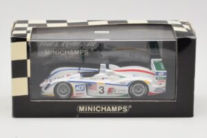 Audi R8 LMP1 #3 J. Lehto / M. Werner / T. Kristensen 24 Hours of Le Mans Winner 2005 Minichamps 1:43 400051303 Metalli — kuva 4 / 4