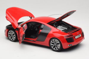 Audi R8 Punainen Kyosho 1:18 09213R Metalli — kuva 5 / 8