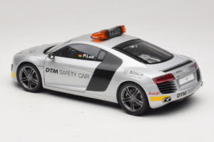 Audi R8 Safety Car 24 Hours of Le Mans 2008 Kyosho 1:18 09214DTM Metalli — kuva 4 / 8