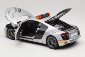 Audi R8 Safety Car 24 Hours of Le Mans 2008 Kyosho 1:18 09214DTM Metalli — kuva 7 / 8