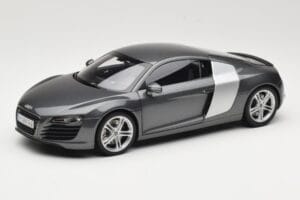 Audi R8 Type 42 4.2 Daytona Grey Kyosho 1:18 5010618425 Metalli
