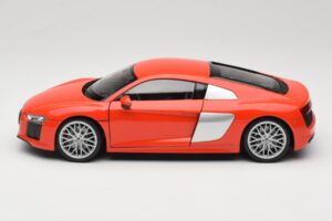 Audi R8 V10 Punainen Welly 1:18 18052W Metalli — kuva 4 / 8