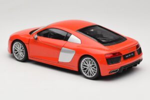 Audi R8 V10 Punainen Welly 1:18 18052W Metalli — kuva 7 / 8