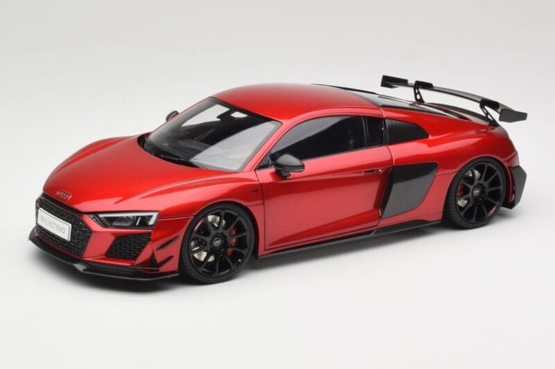 Audi R8 4S V10 Performance Punainen Kengfai 1:18 VAKF-0356 Metalli