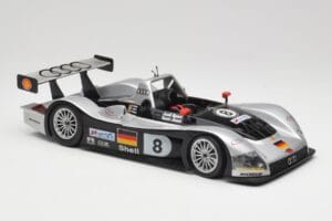 Audi R8R LMP #8 F. Biela / E. Pirro / D. Theys 24 Hours of Le Mans 1999 Maisto 1:18 538881 Metalli — kuva 6 / 8