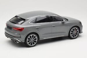 Audi RS Q3 F3 Sportback Harmaa Minichamps 1:18 155018100 Metalli — kuva 2 / 6
