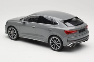 Audi RS Q3 F3 Sportback Harmaa Minichamps 1:18 155018100 Metalli — kuva 5 / 6