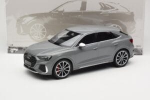 Audi RS Q3 F3 Sportback Harmaa Minichamps 1:18 155018100 Metalli — kuva 6 / 6