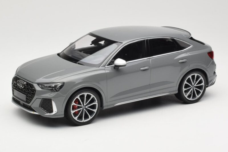 Audi RS Q3 F3 Sportback Harmaa Minichamps 1:18 155018100 Metalli