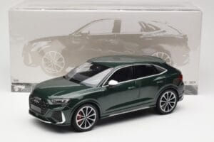 Audi RS Q3 Sportback 8U Green Metallic Minichamps 1:18 155018102 Metalli — kuva 6 / 6
