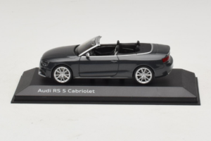 Audi RS5 B8 Avoauto Daytona Gray Minichamps 1:43 5011215323 Metalli