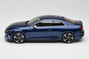 Audi RS5 B9 Coupe Sininen GT Spirit 1:18 GT062 Hartsi — kuva 3 / 6