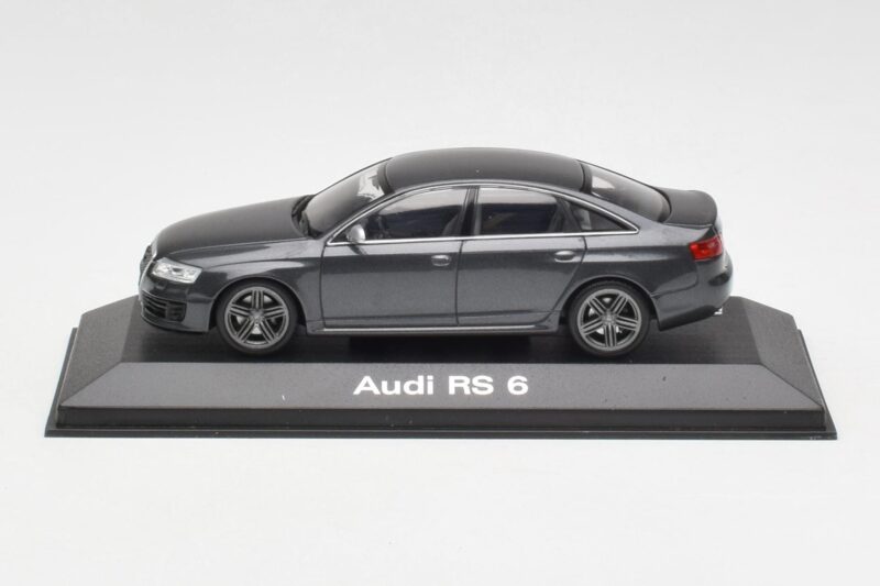 Audi RS6 C6 Daytona Grey Minichamps 1:43 5010810123 Metalli