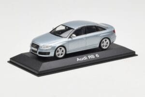 Audi RS6 C6 Monza Silver Minichamps 1:43 5010810113 Metalli — kuva 2 / 4