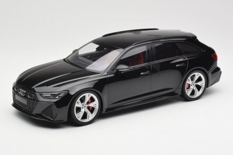 Audi RS6 C8 Avant Black Metallic Minichamps 1:18 155018014 Metalli