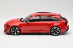 Audi RS6 C8 Avant Red Metallic Minichamps 1:18 155018010 Metalli — kuva 3 / 6