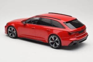 Audi RS6 C8 Avant Red Metallic Minichamps 1:18 155018010 Metalli — kuva 5 / 6