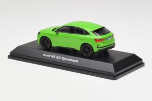 Audi RSQ3 F3 Sportback Vihreä Minichamps 1:43 5012013631 Metalli — kuva 3 / 4