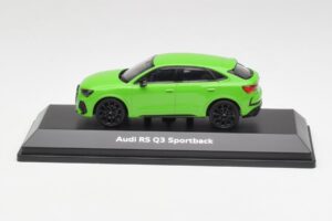 Audi RSQ3 F3 Sportback Vihreä Minichamps 1:43 5012013631 Metalli