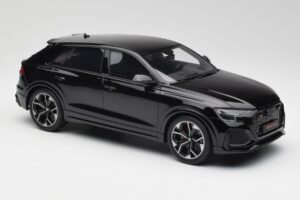 Audi RSQ8 Night Musta GT Spirit 1:18 GT305 Hartsi — kuva 4 / 6