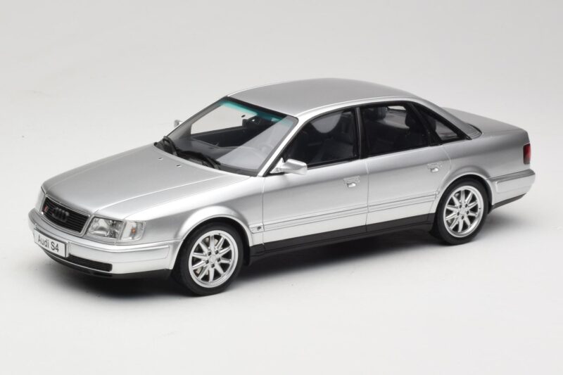 Audi S4 C4 4.2 V8 Crystal Silver Otto 1:18 OT464 Hartsi