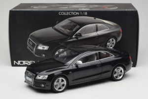 Audi S5 B8 Coupe Musta Norev 1:18 188360 Metalli — kuva 8 / 8