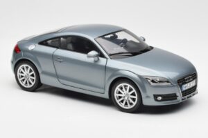Audi TT 8J Condor Harmaa Minichamps 1:18 5010500415 Metalli — kuva 6 / 8